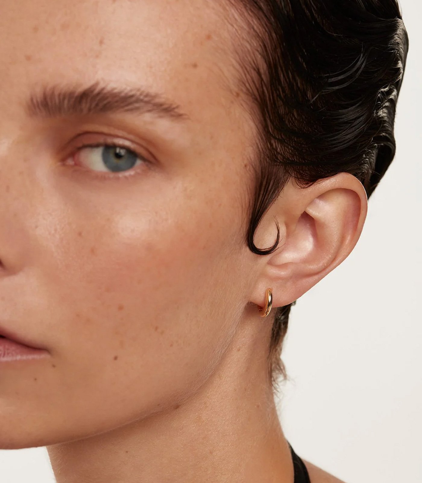 gold-bold-mini-hoops