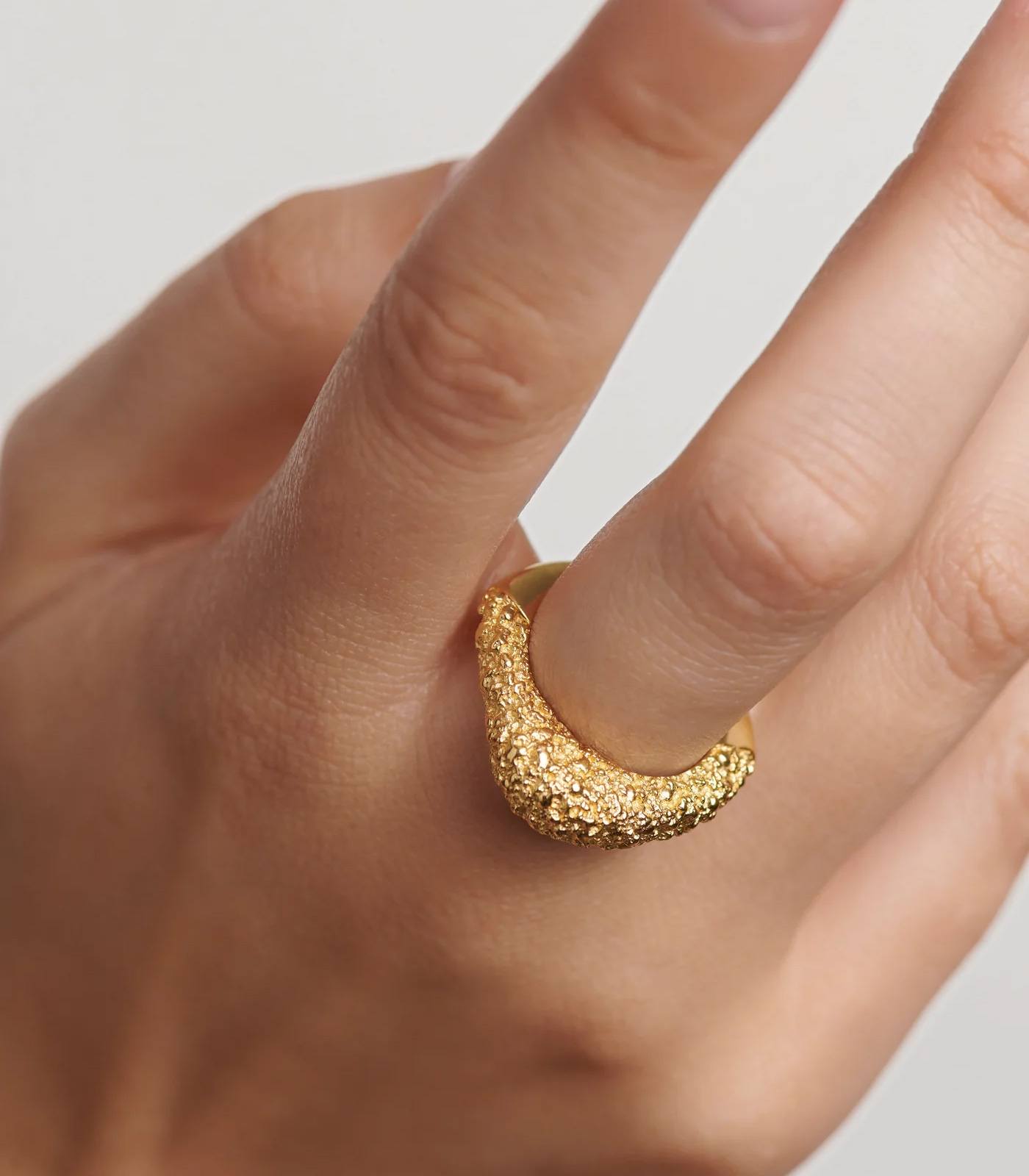 green-aventurine-moon-ring